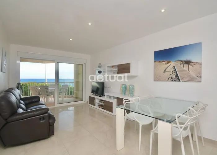 Apartment Catalunya A-3 *